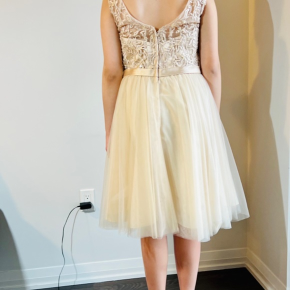 New party Cream Dress - Picture 2 of 7